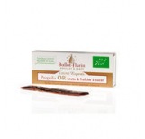 Fresh raw propolis to chew