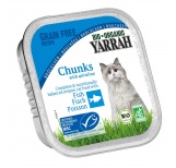 Cat food chunks with fish